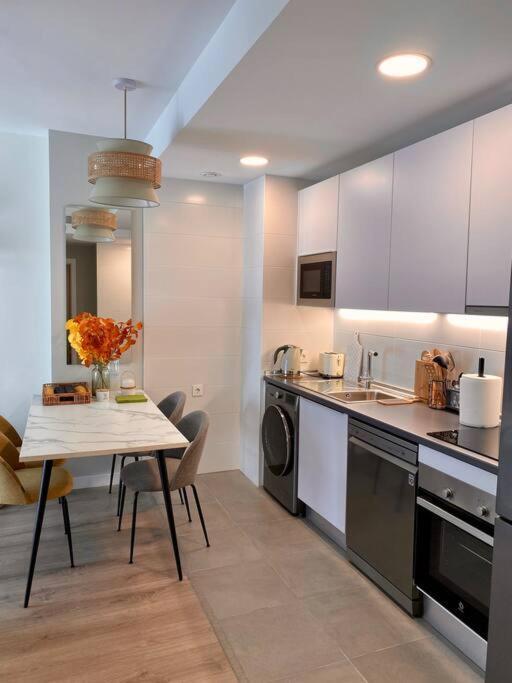 Nuevo Moderno Apartamento De Lujo Sewilla Zewnętrze zdjęcie